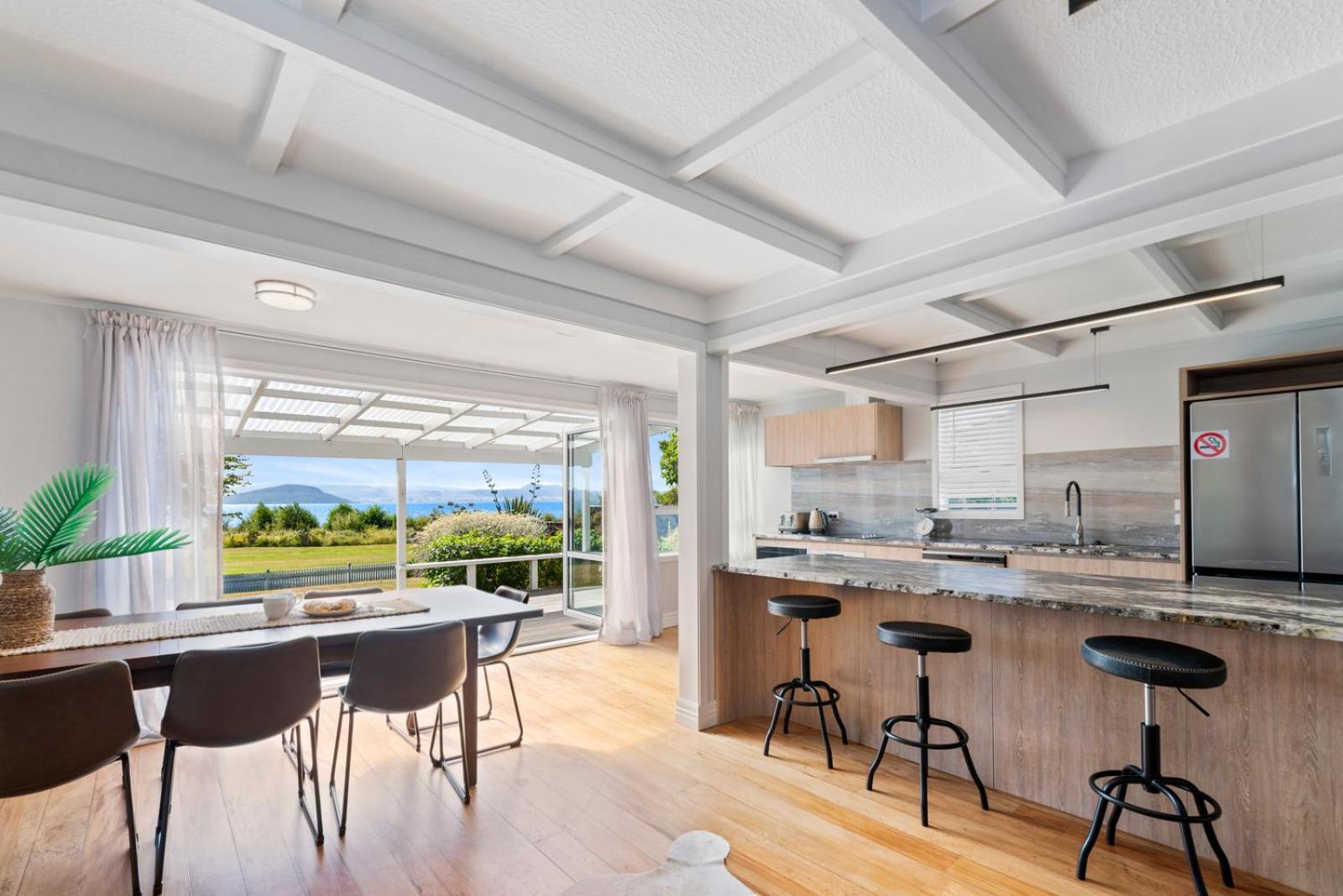 Ngongotaha Lakeside Home Роторуа Екстериор снимка